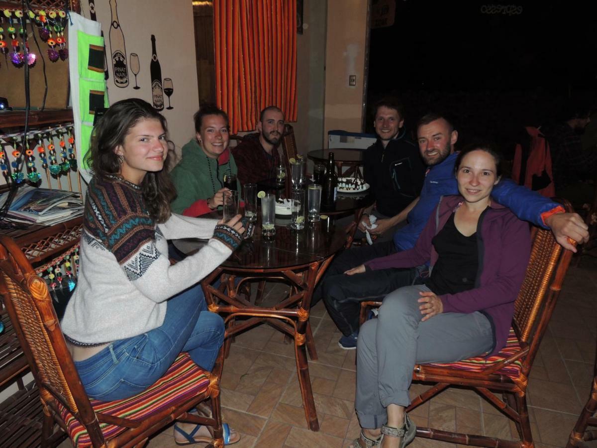 Hostal Dinosaurio Bed & Breakfast Torotoro Екстериор снимка